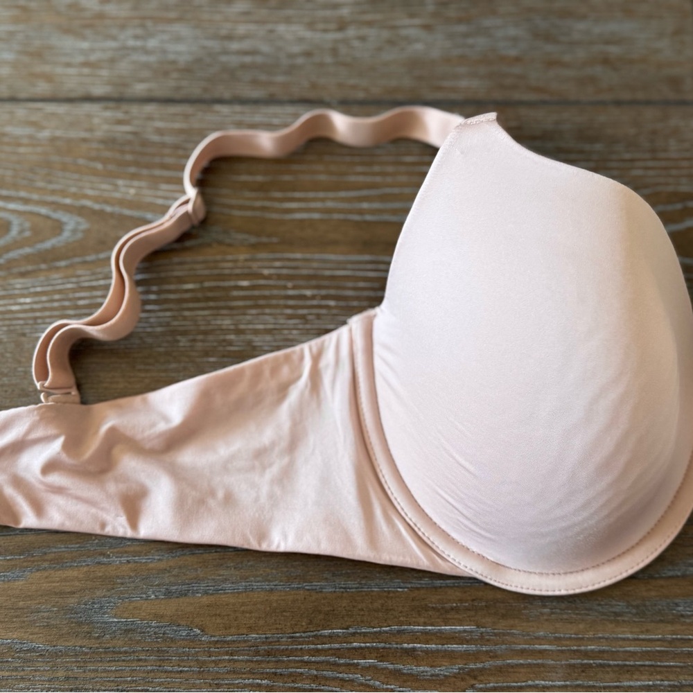 Calvin Klein Light Pink Bra - Picture 3 of 10